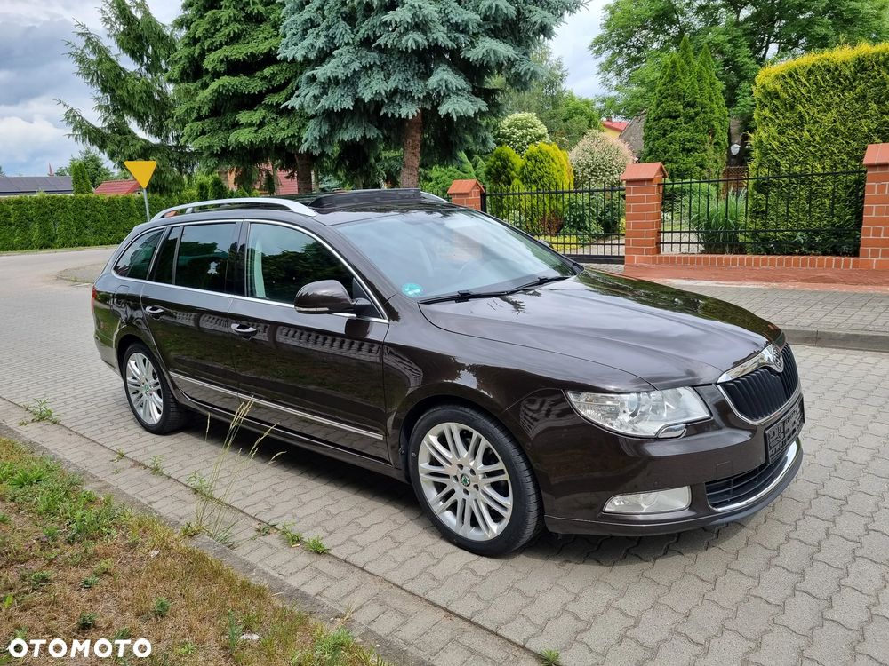 Skoda Superb 2.0 TDI Elegance DSG - 2