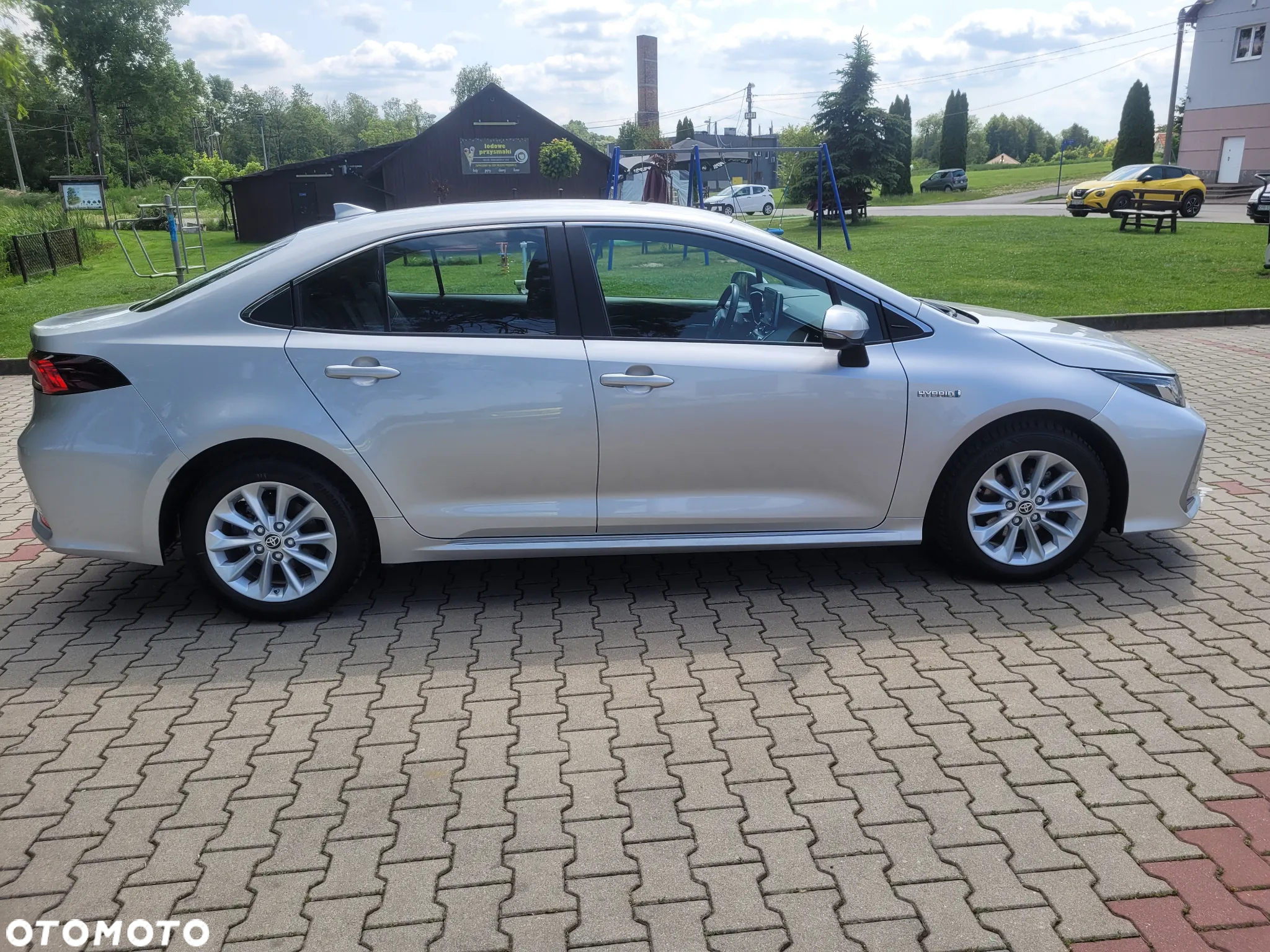 Toyota Corolla 1.8 Hybrid Comfort - 14