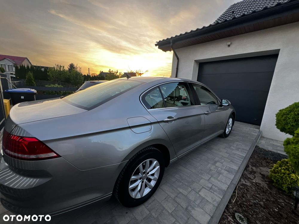 Volkswagen Passat 2.0 TDI BMT Comfortline DSG - 19