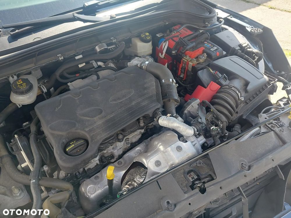 Ford Focus 1.5 EcoBlue SCR Connected - 11