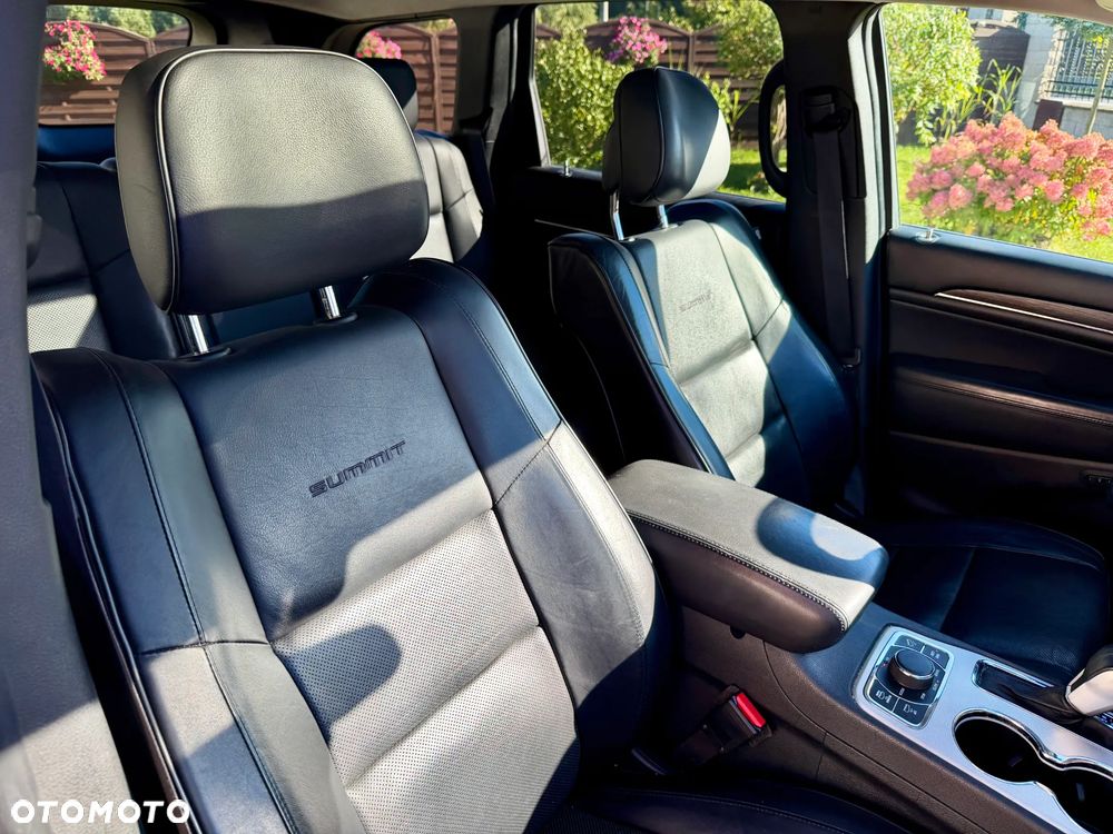 Jeep Grand Cherokee 5.7 V8 HEMI Summit - 19