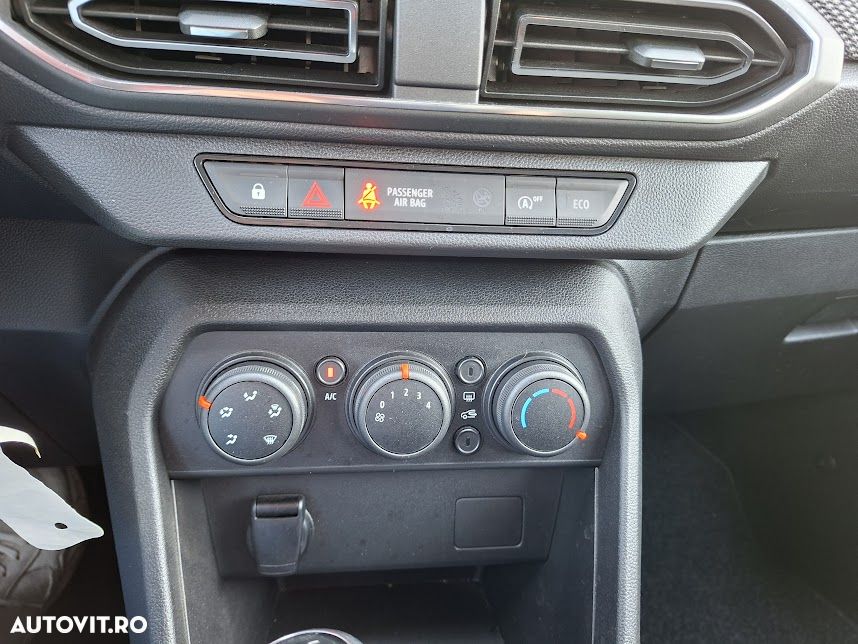 Dacia Sandero SCe 65 Access - 12