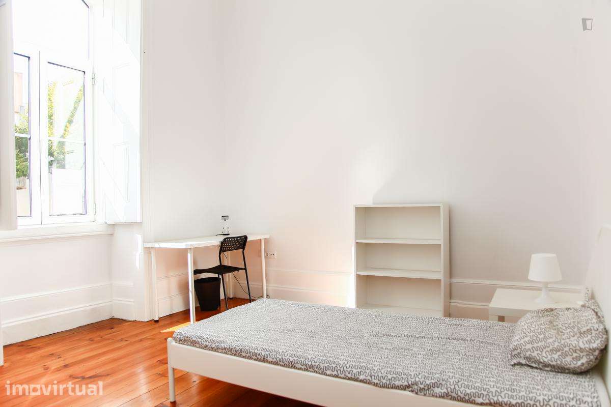 Quarto - localizado em Cidral Coimbra - Grande imagem: 3/43