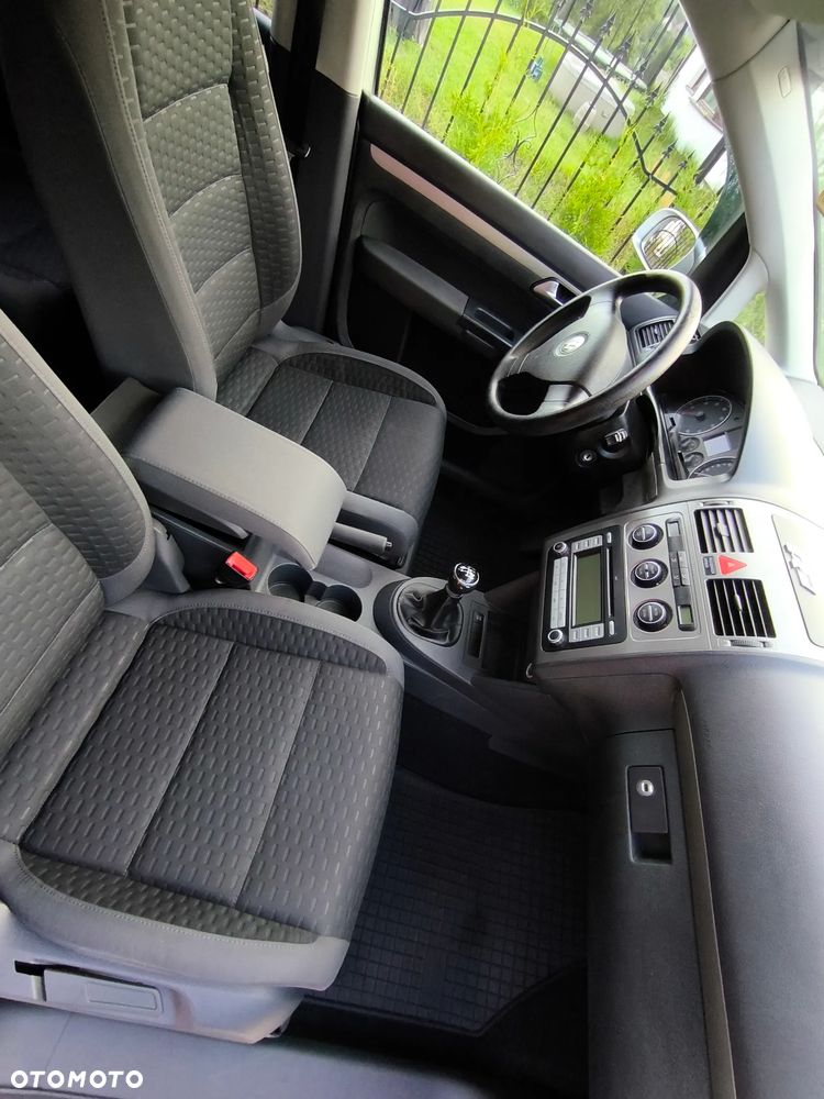 Volkswagen Touran 1.6 United - 22