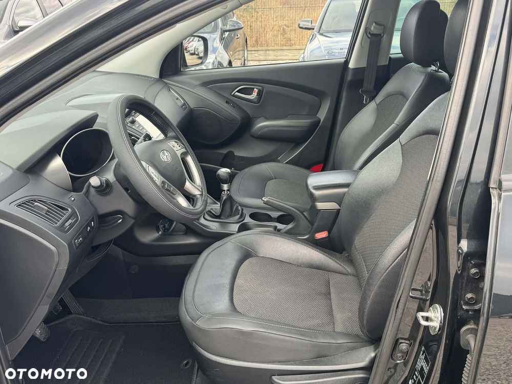 Hyundai ix35 - 13