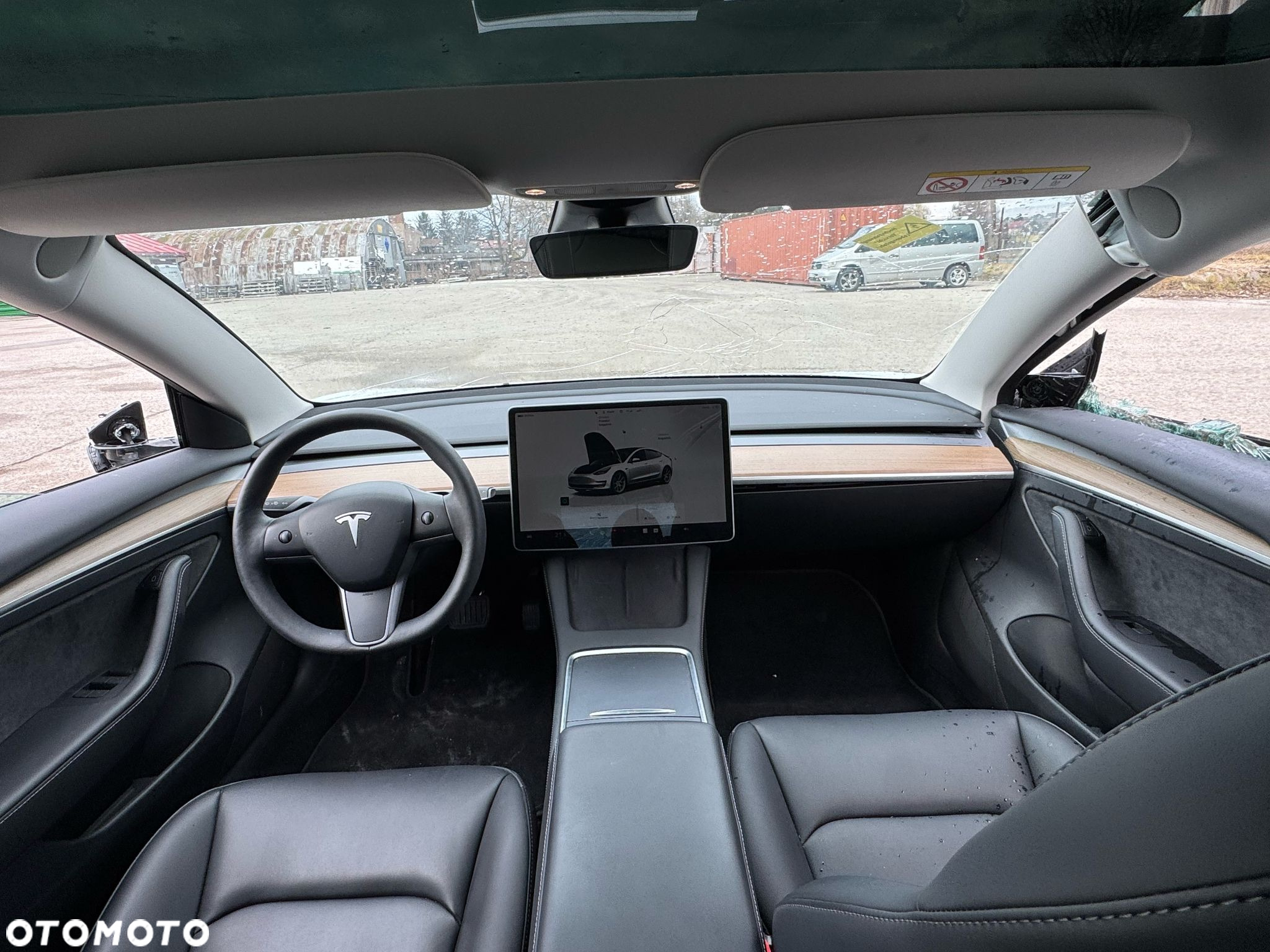 Tesla Model 3 Long Range AWD - 24