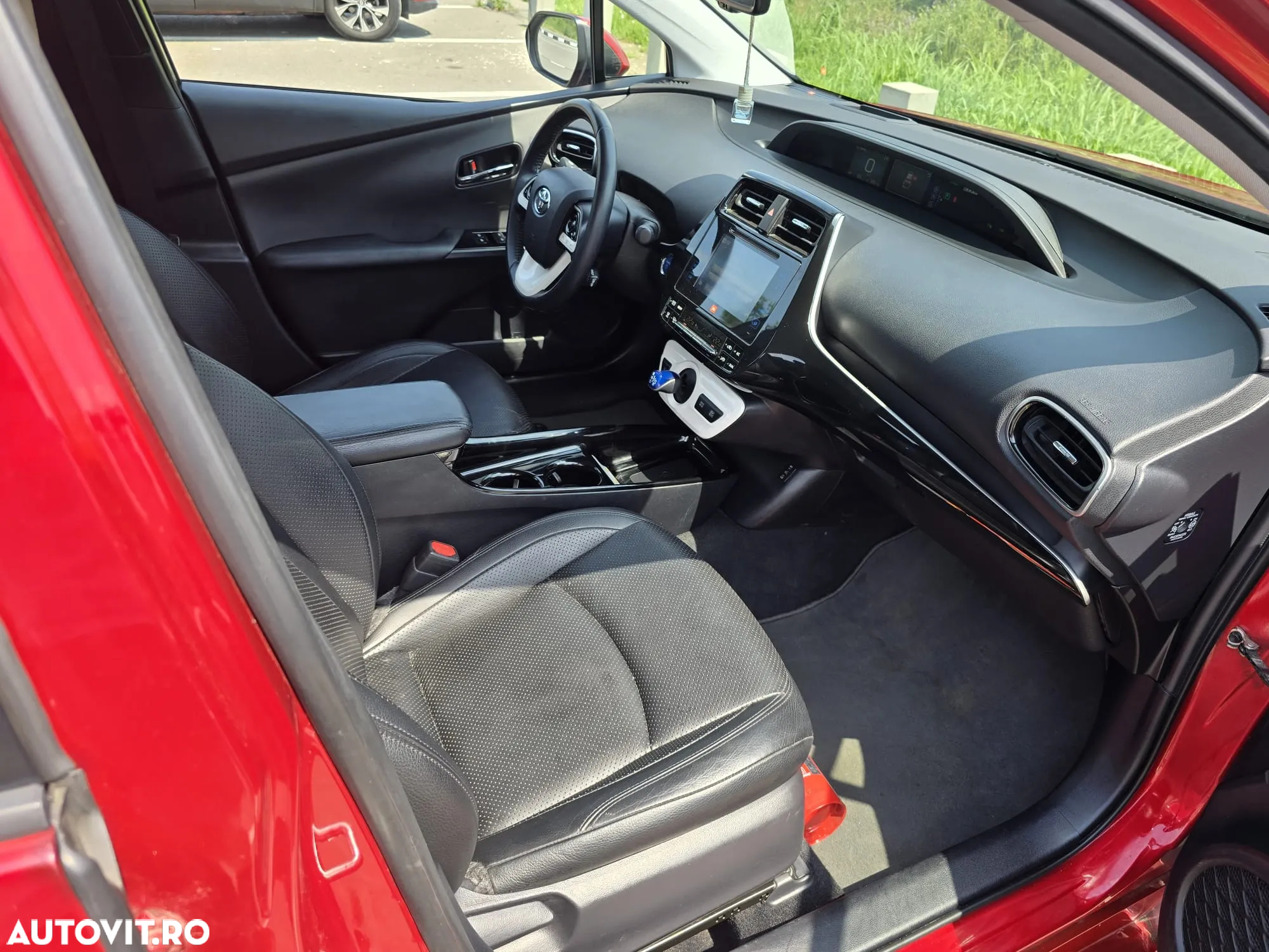 Toyota Prius - 8