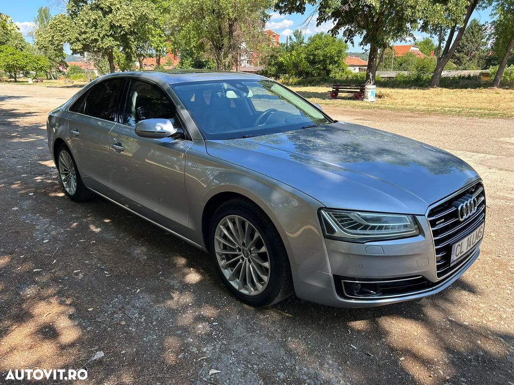 Audi A8 4.2 TDI DPF (clean diesel) quattro tiptronic - 28