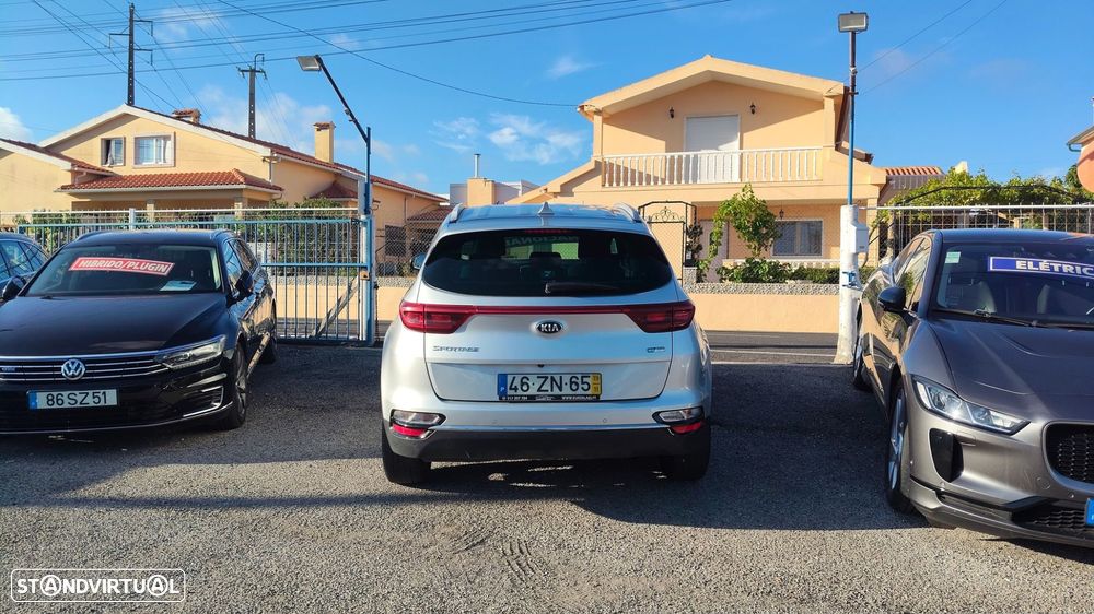 Kia Sportage 1.6 CRDi ISG MHEV Urban - 8