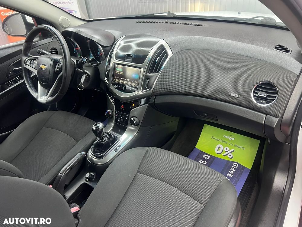 Chevrolet Cruze - 10