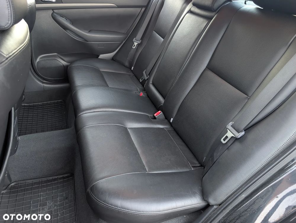 Toyota Avensis 2.0 VVT-i Prestige - 25