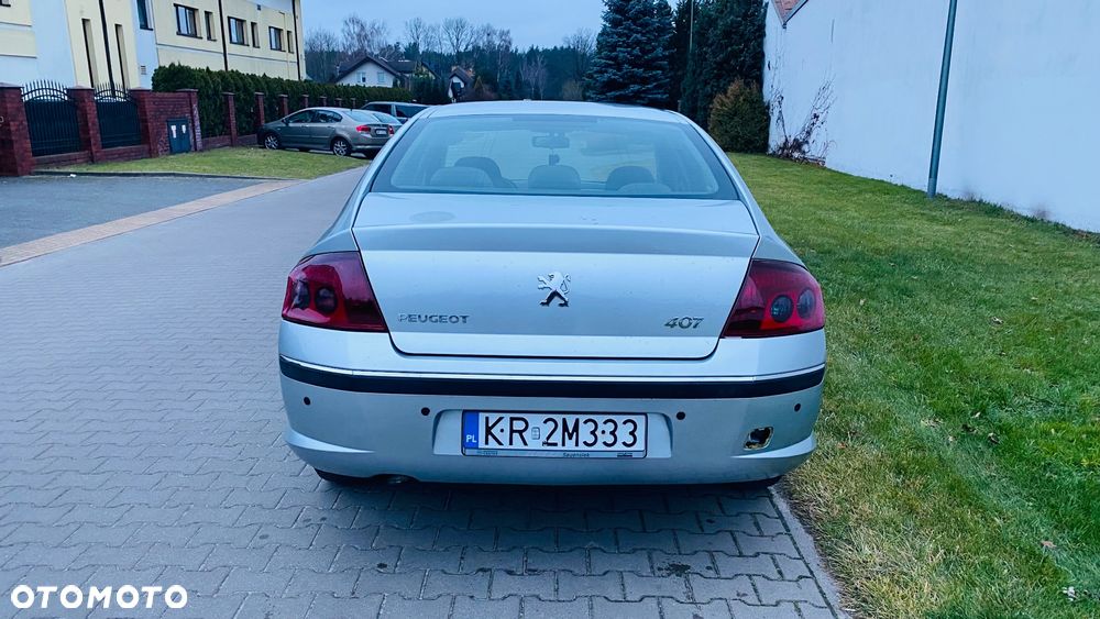 Peugeot 407 - 9