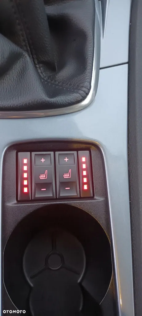 Ford Mondeo 1.6 Ambiente - 12