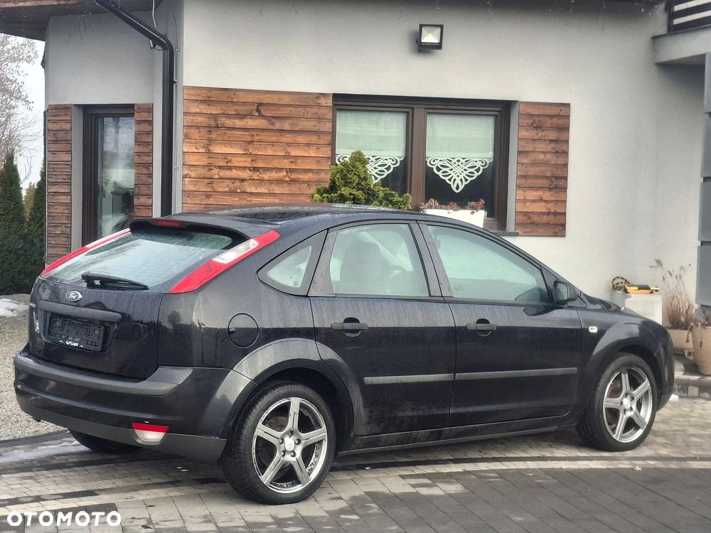 Ford Focus - 16