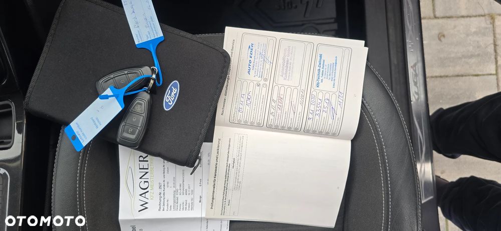 Ford Kuga 1.5 EcoBoost 2x4 Titanium - 33