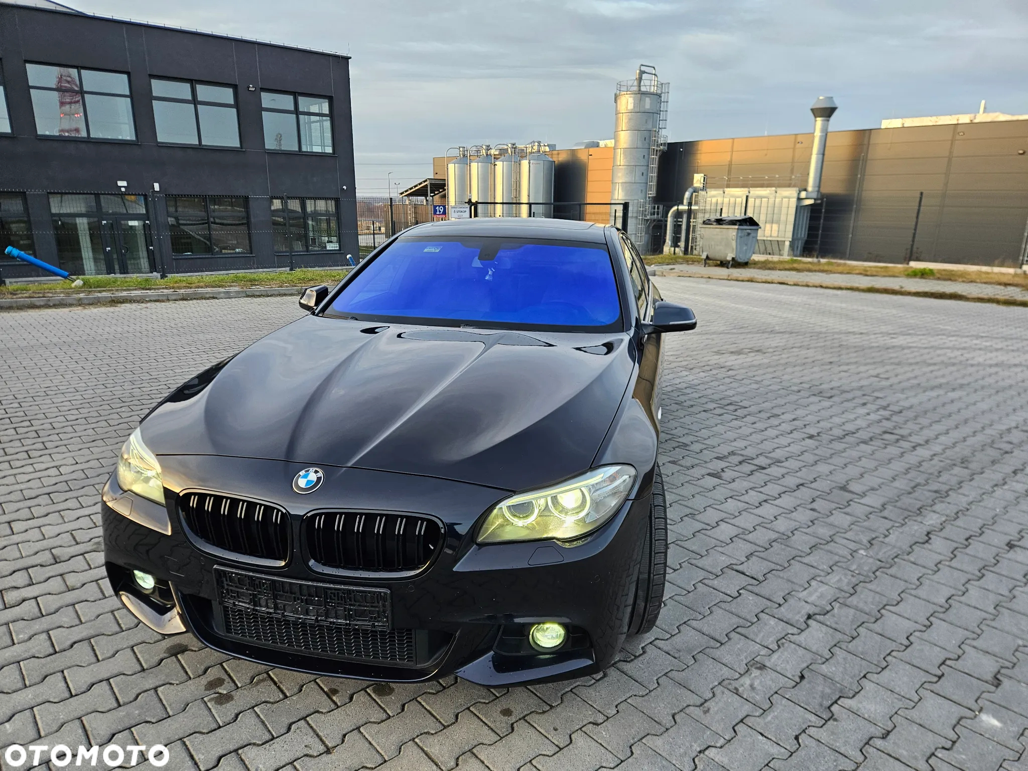 BMW Seria 5 520i Sport-Aut - 10