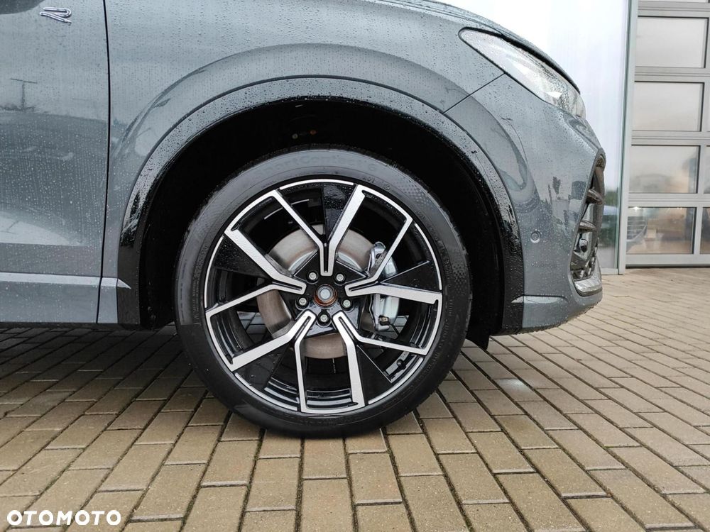 Volkswagen Tiguan - 12