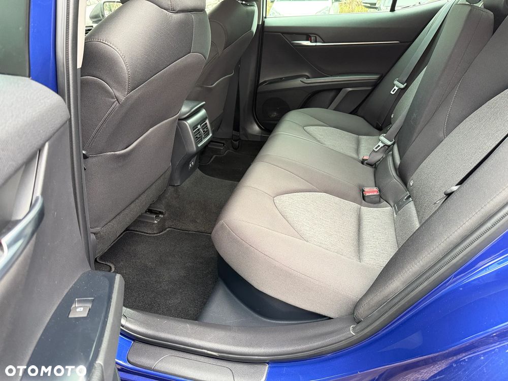 Toyota Camry 2.5 Hybrid Comfort CVT - 13