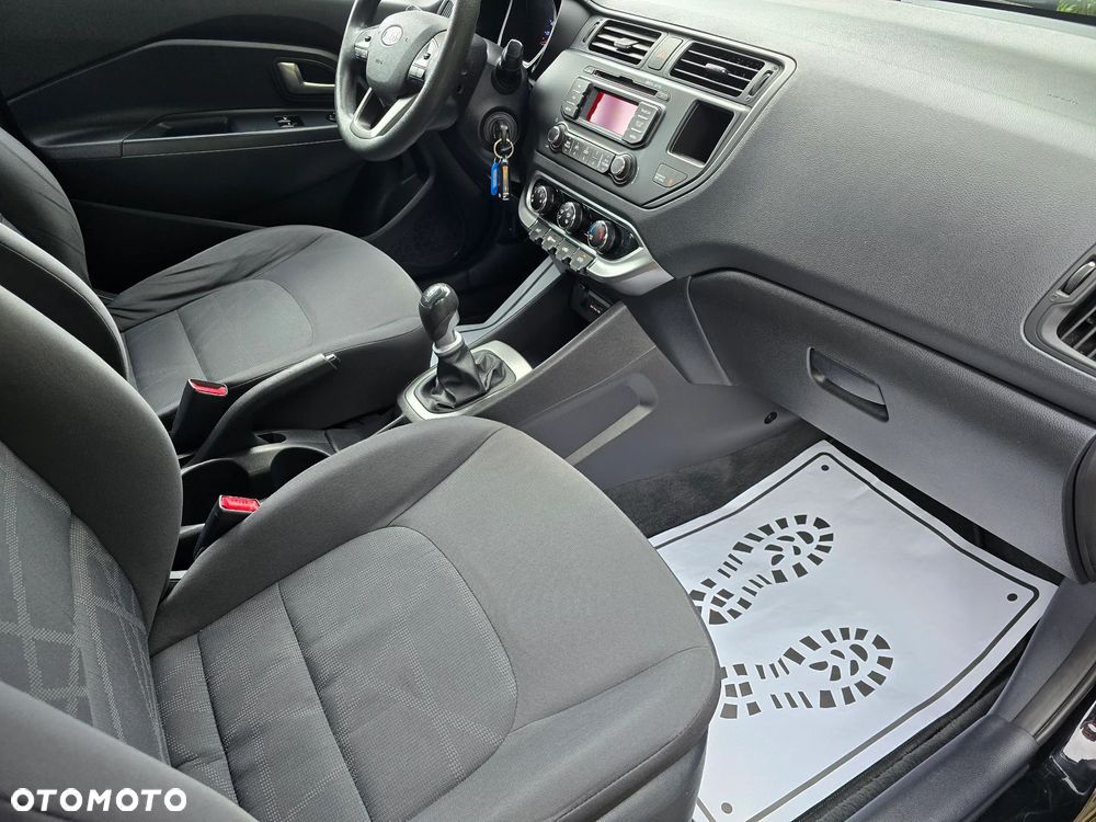 Kia Rio 1.4 Edition 7 - 16