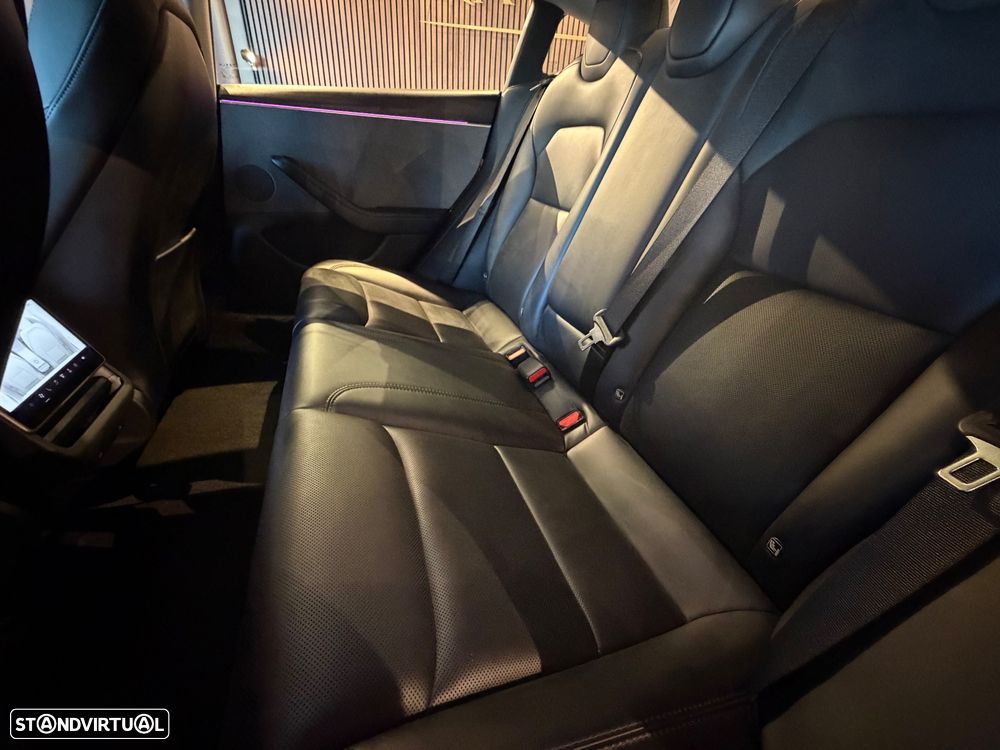 Tesla Model 3 Tração Traseira Premium - 33