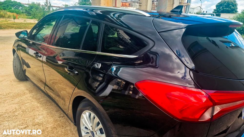 Ford Focus - 4