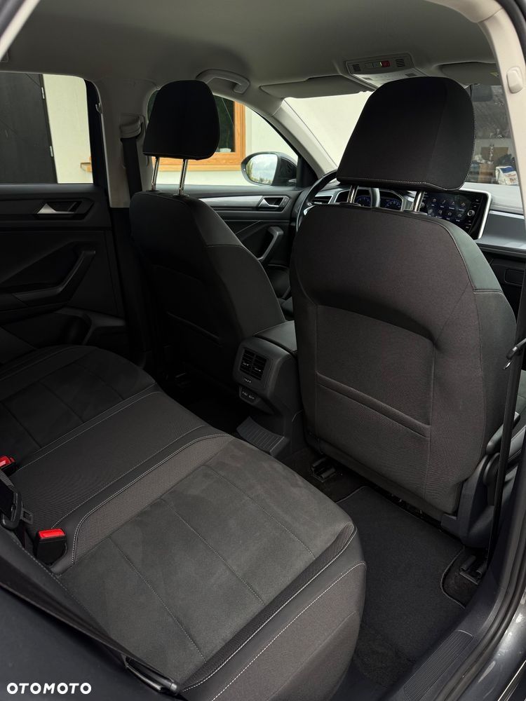 Volkswagen T-Roc 1.5 TSI Style - 24