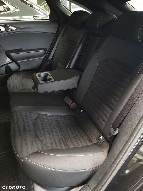 Kia ProCeed - 32