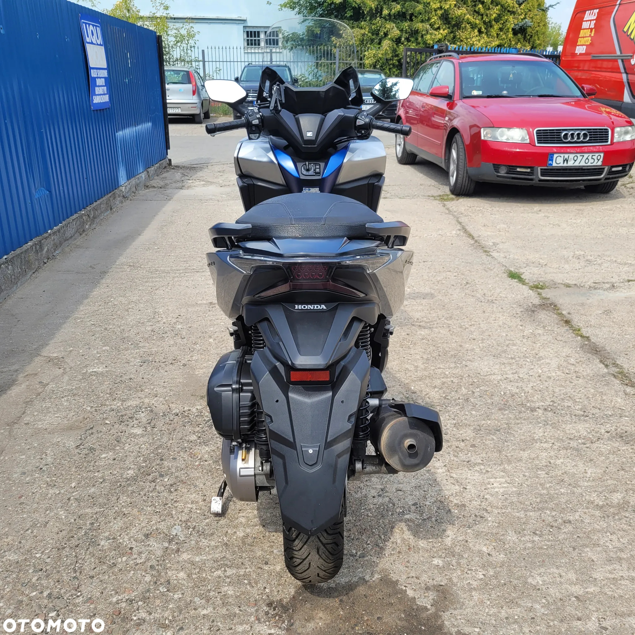 Honda NSS - 13