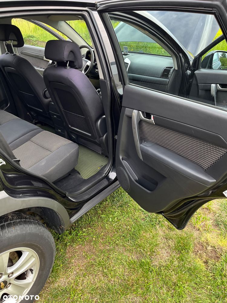 Chevrolet Captiva 2.4 2WD 5 Sitzer LS - 19