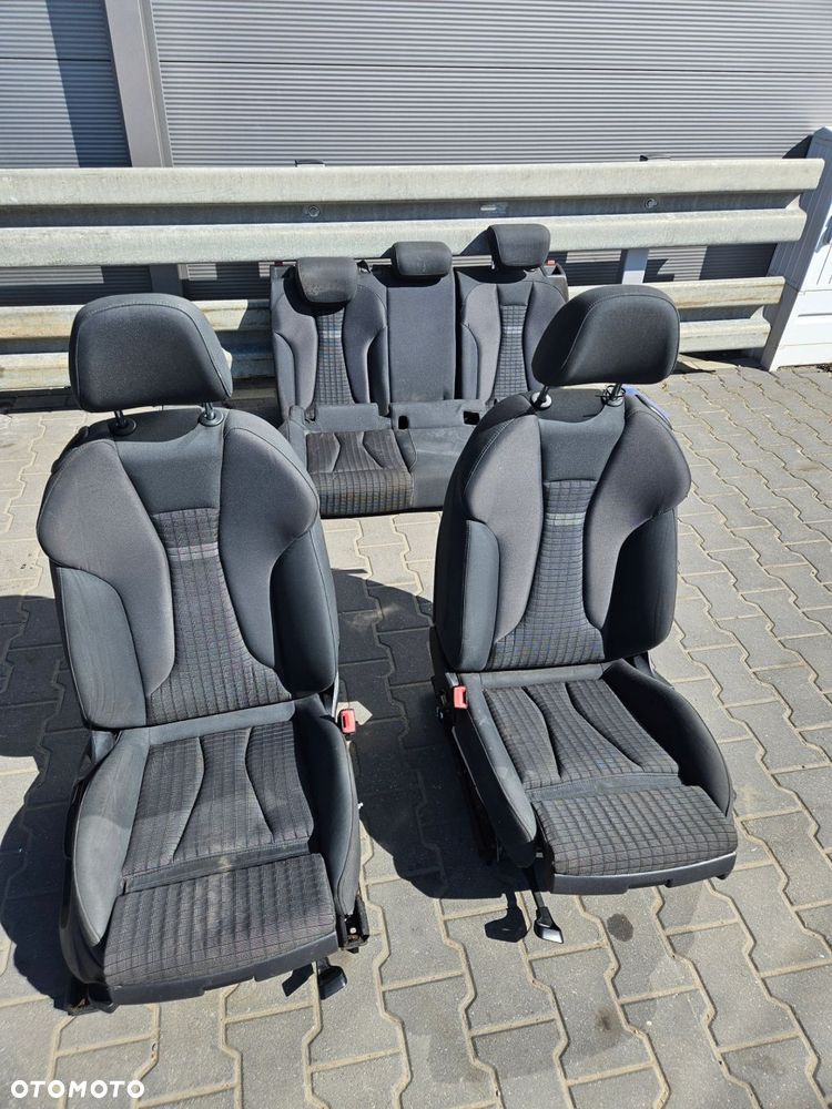 komplet fotele kanapa boczki s-line anglik uk audi a3 8v 3d - 1