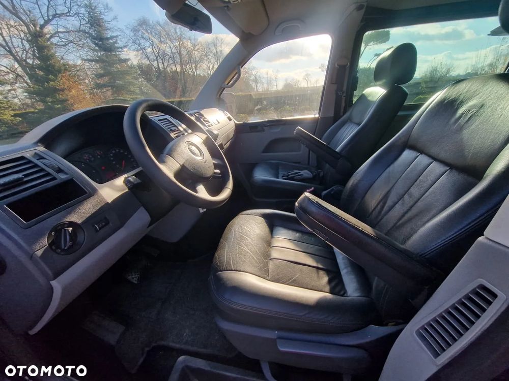 Volkswagen Transporter - 8