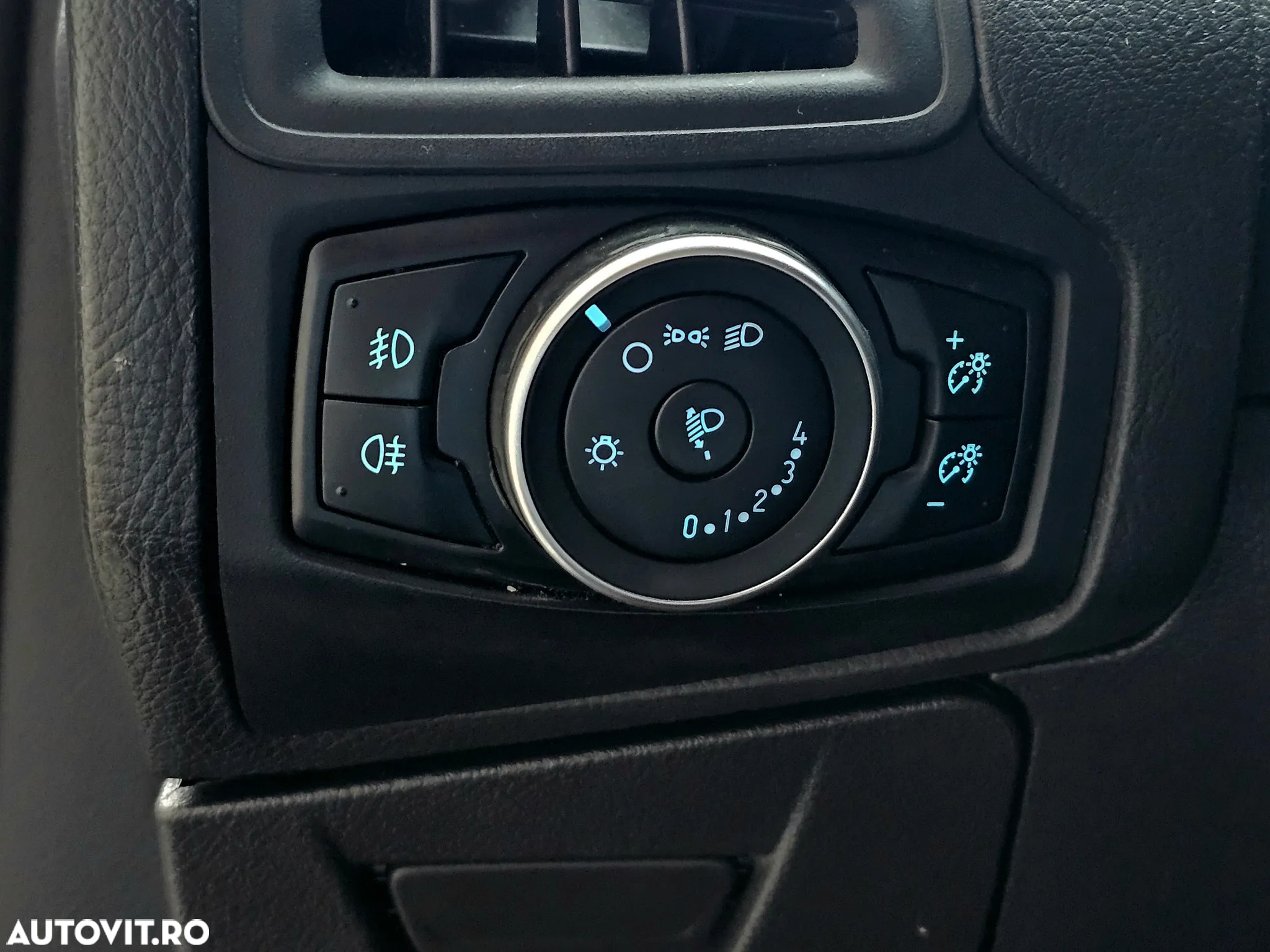 Ford Focus 1.0 EcoBoost Trend - 21