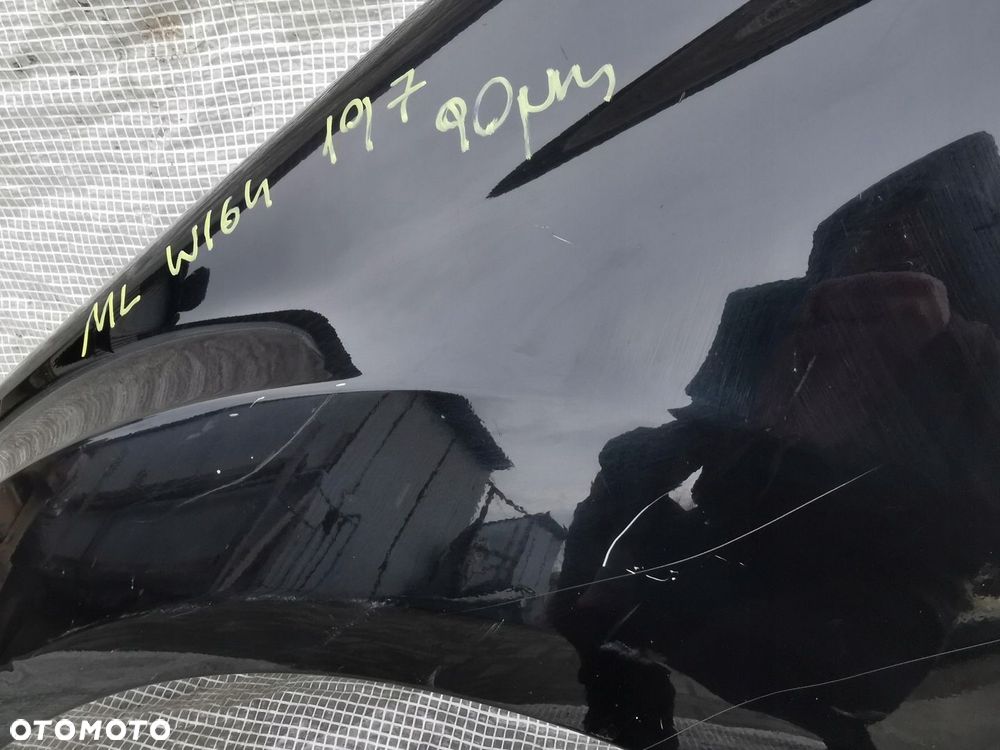 MERCEDES ML W164 05-11 BŁOTNIK PRZEDNI LEWY PRZÓD KOD LAKIERU 197 - 8