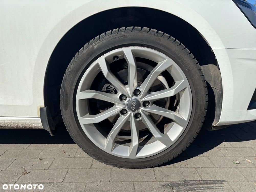 Audi A4 Limousine 35 TFSI S tronic - 14