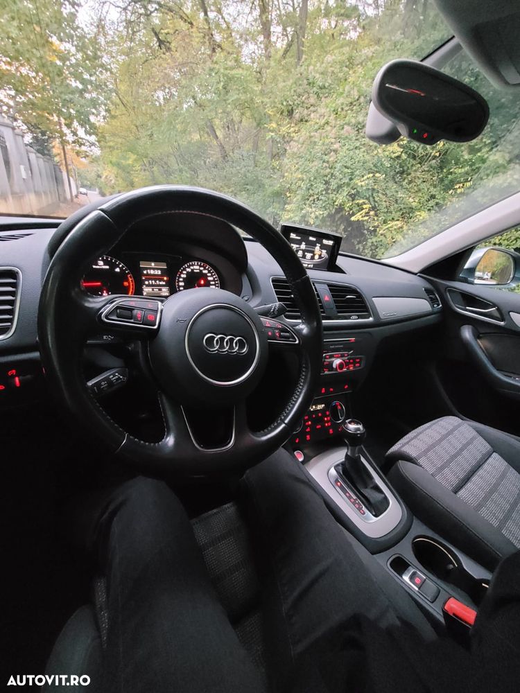 Audi Q3 2.0 TDI Quattro S tronic sport - 8