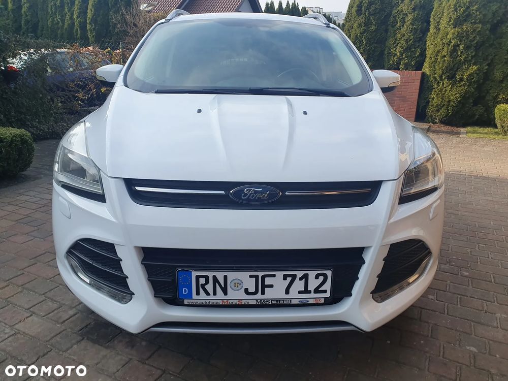 Ford Kuga 1.5 EcoBoost 2x4 Cool & Connect - 3