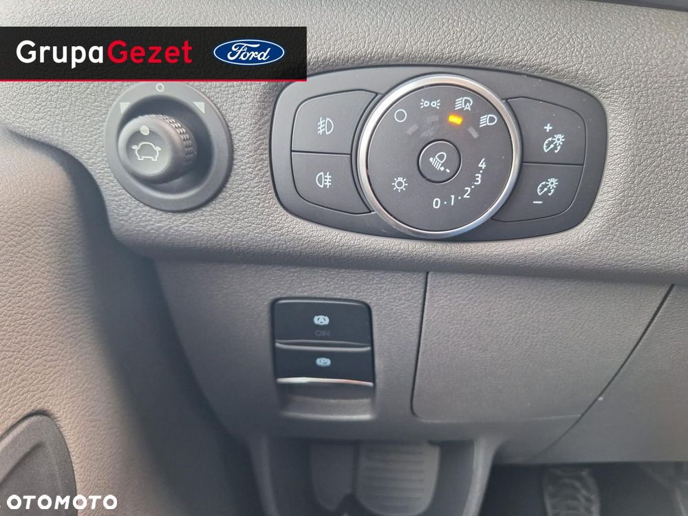 Ford Transit - 11