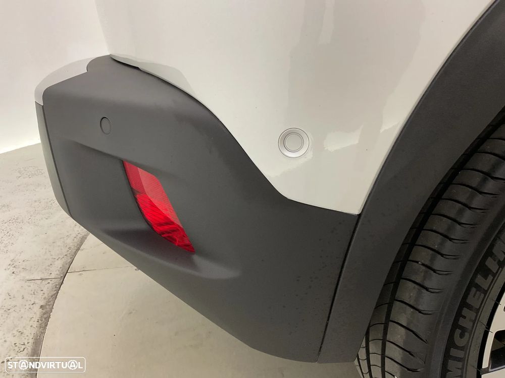 Peugeot e-2008 50 kWh GT Pack - 16