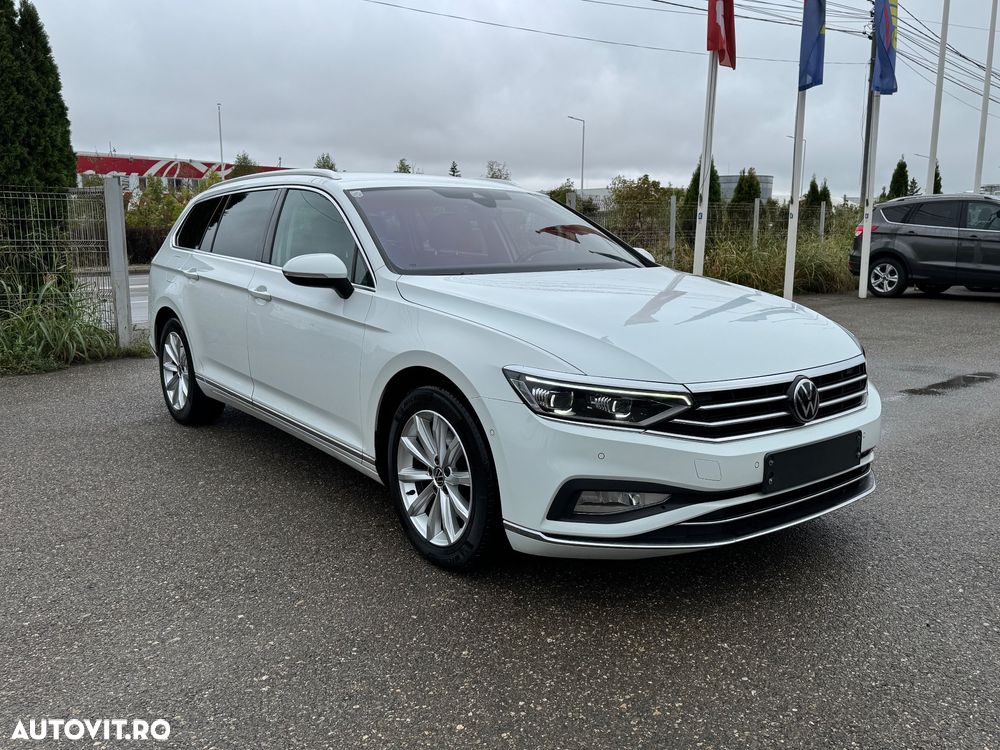 Volkswagen Passat Variant 2.0 TDI SCR DSG Elegance - 3