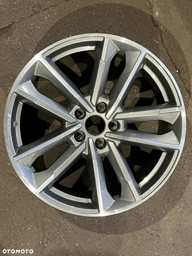 Felga Audi 8W 8,5J x 19 ET 32 8W0601025DC 1szt. - 1