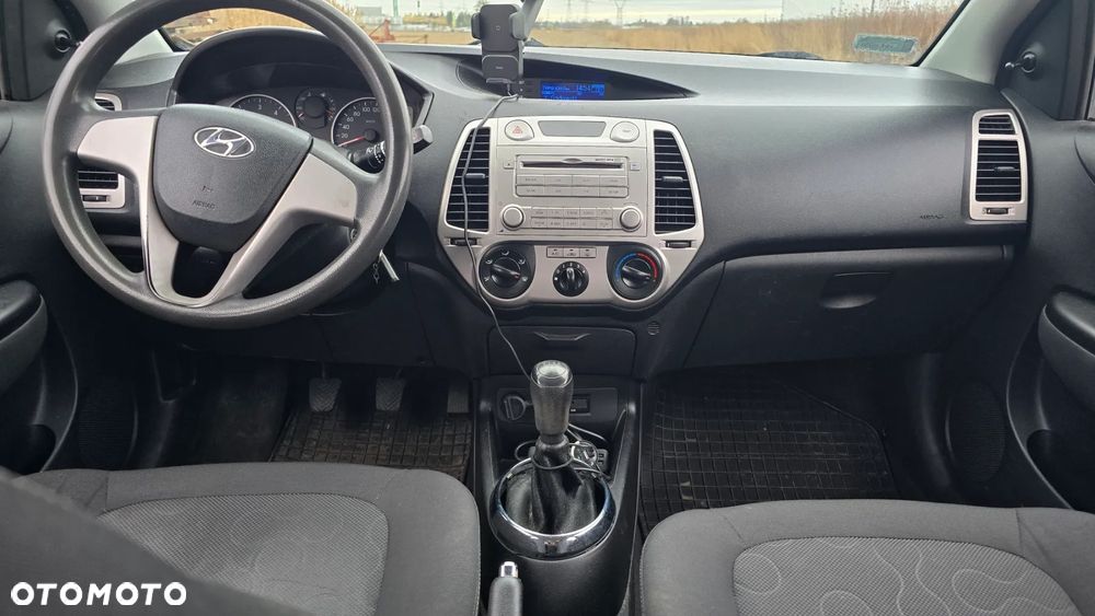 Hyundai i20 1.4 CRDi Classic + EU5 - 8