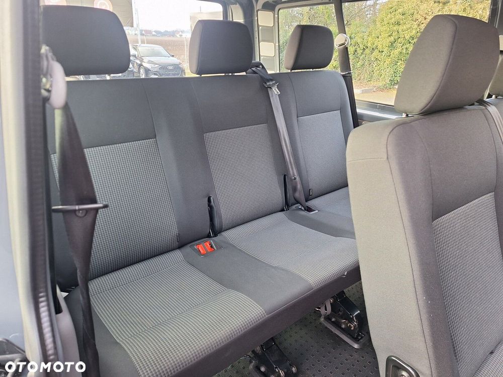 Volkswagen Transporter L2H1 Plus Trendline - 16