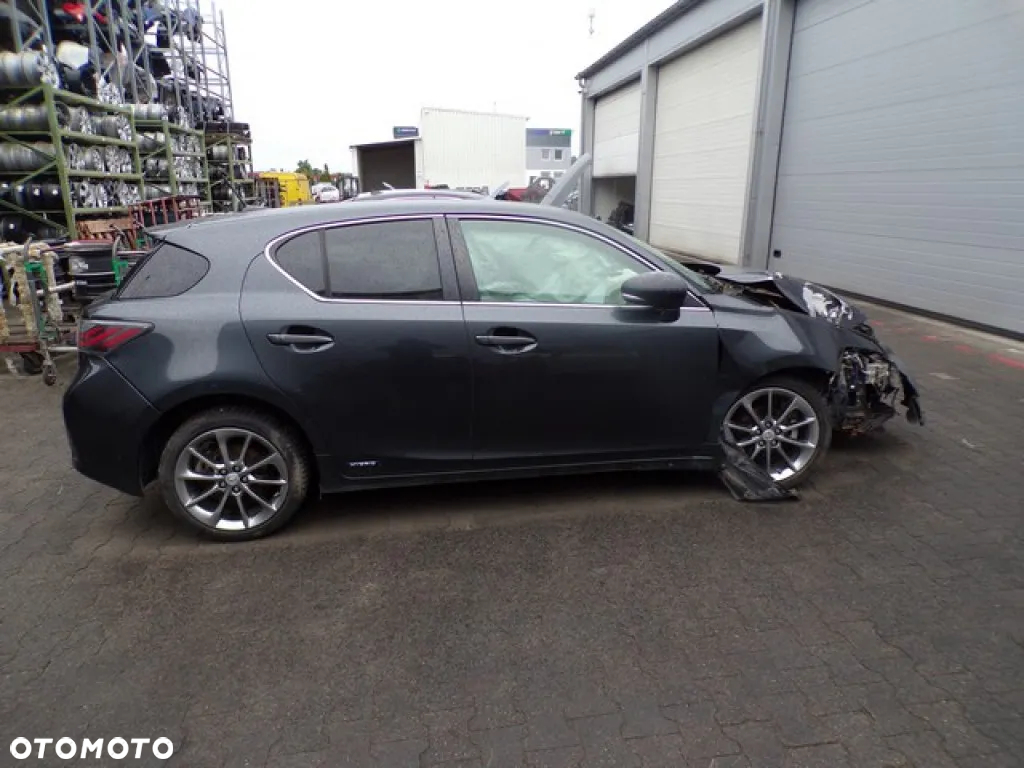 Części - Lexus CT200H 1 I 1.8 HYBRID 5D HB 11R - 3