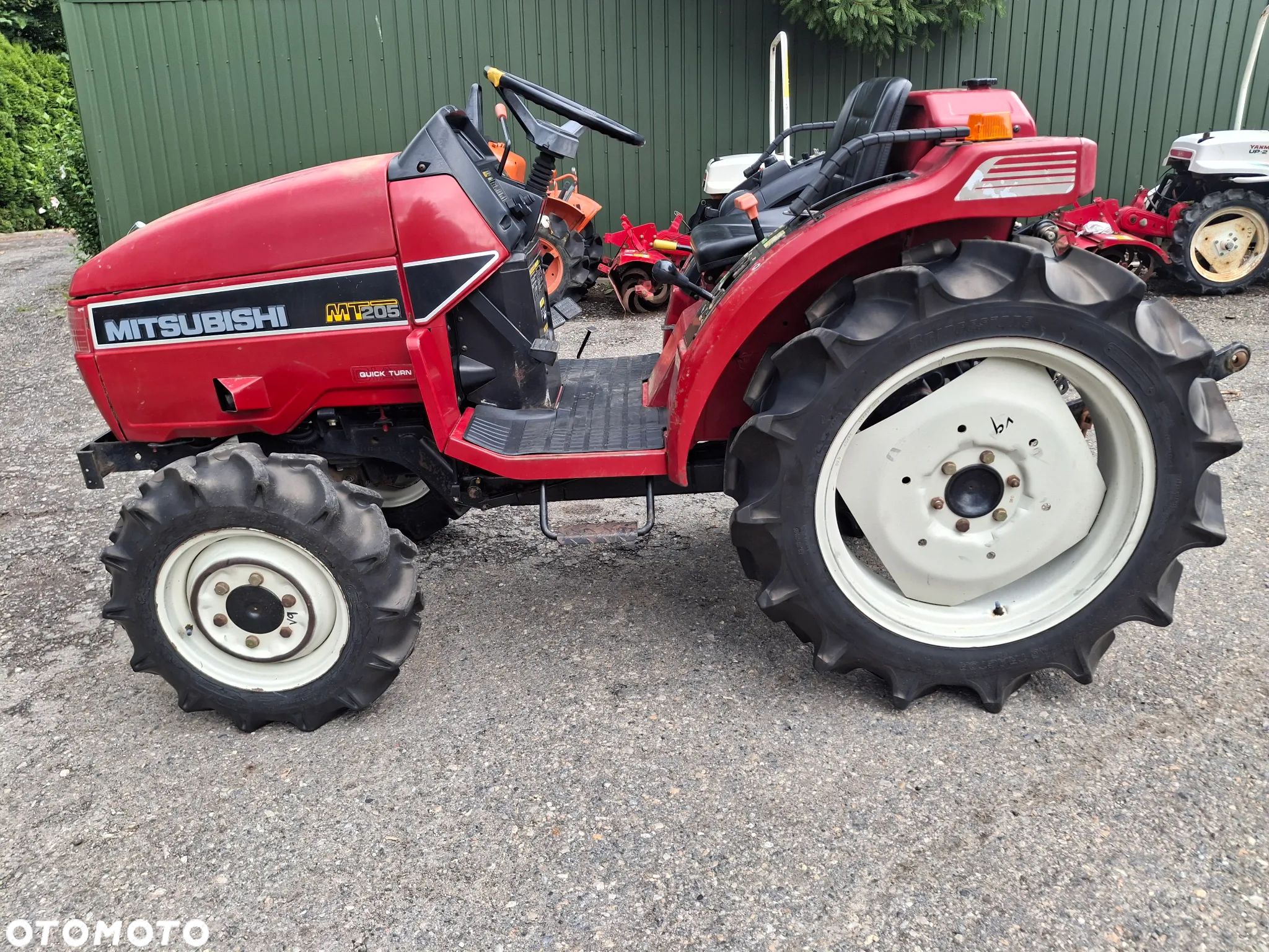 Mitsubishi Mt205 - 1