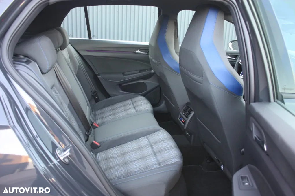 Volkswagen Golf 1.4 eHybrid Style - 8