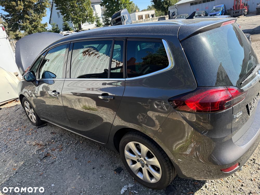 Opel Zafira 2.0 CDTI Cosmo - 14