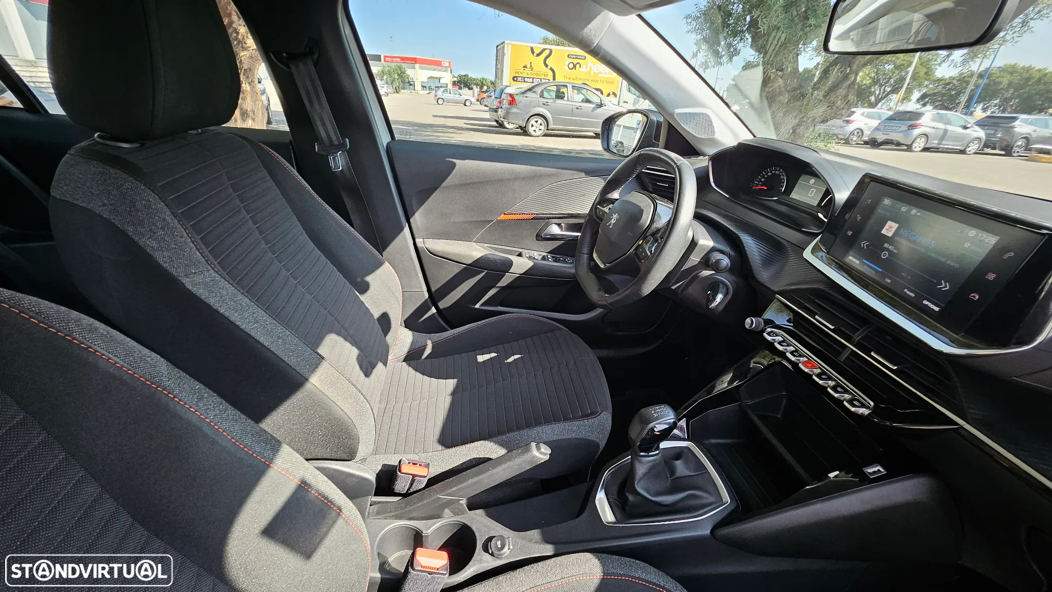 Peugeot 208 1.2 PureTech Active Pack - 12