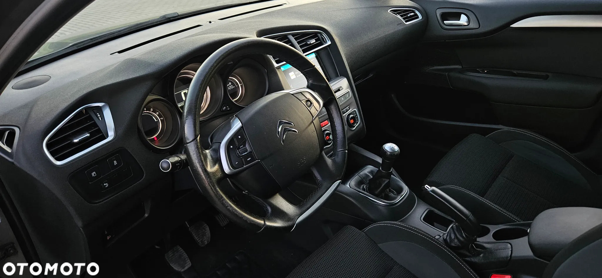 Citroën C4 1.2 PureTech MoreLife - 6