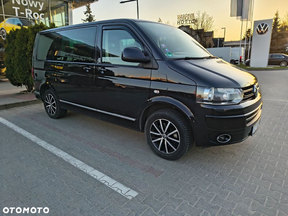 Volkswagen Multivan - 2
