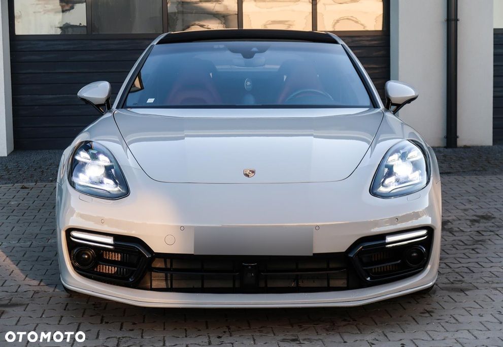 Porsche Panamera Turbo S E-Hybrid GPF - 8